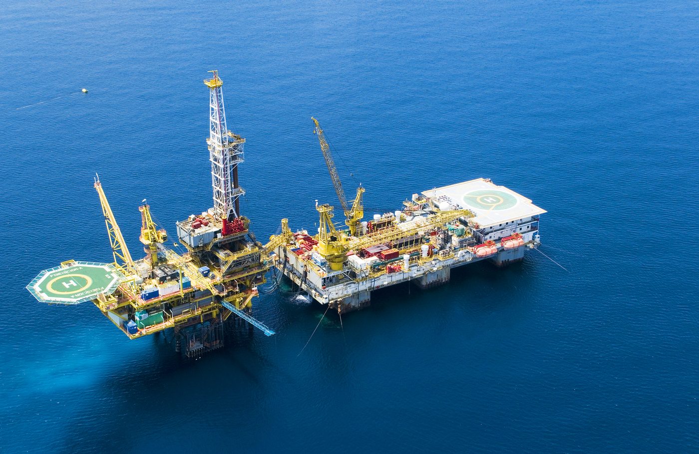 Offshore upstream production platform